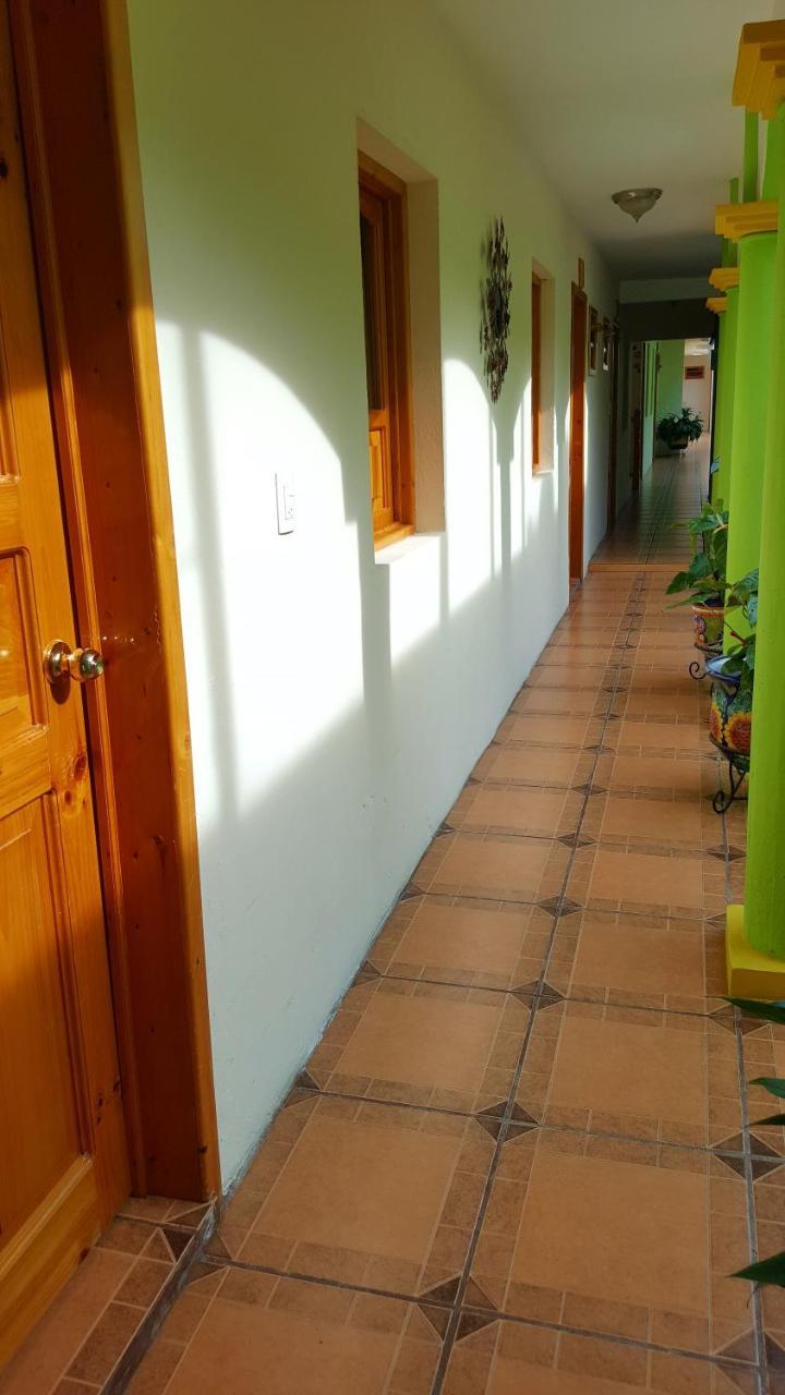 Hotel Posada Las Rosas San Cristóbal de Las Casas Exterior foto
